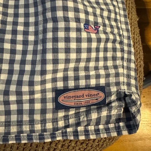 Boys Vineyard Vines Blue Swim Trunks with Gingham Pattern Sz 8-10 American Flag - Picture 2 of 4